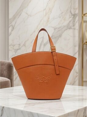 MCM Himmel Tote in Spanish Nappa Leather NWT full inclusion - see last picture